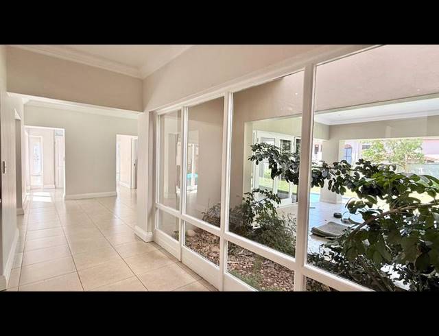 4 BEDROOM PROPERTY TO RENT IN BRYANSTON